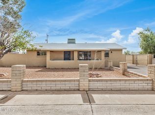 827 W Calle Castile, Tucson, AZ 85756