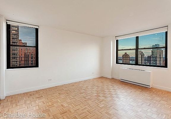 3rd image of 201 E 87th St APT 25P