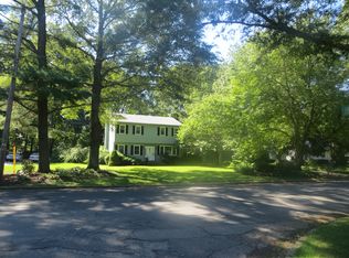 16 Maple Stream Rd, East Windsor, NJ 08520