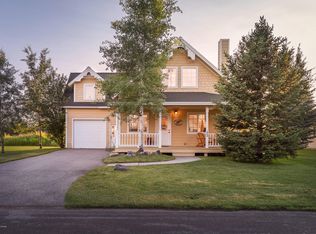 868 Streamside St, Driggs, ID 83422