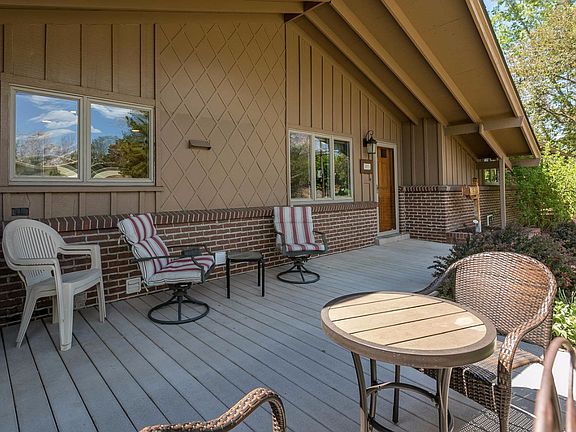 Front Patio Greets Neighbors