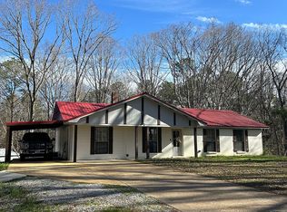 42 Turner Dr, Fulton, MS 38843
