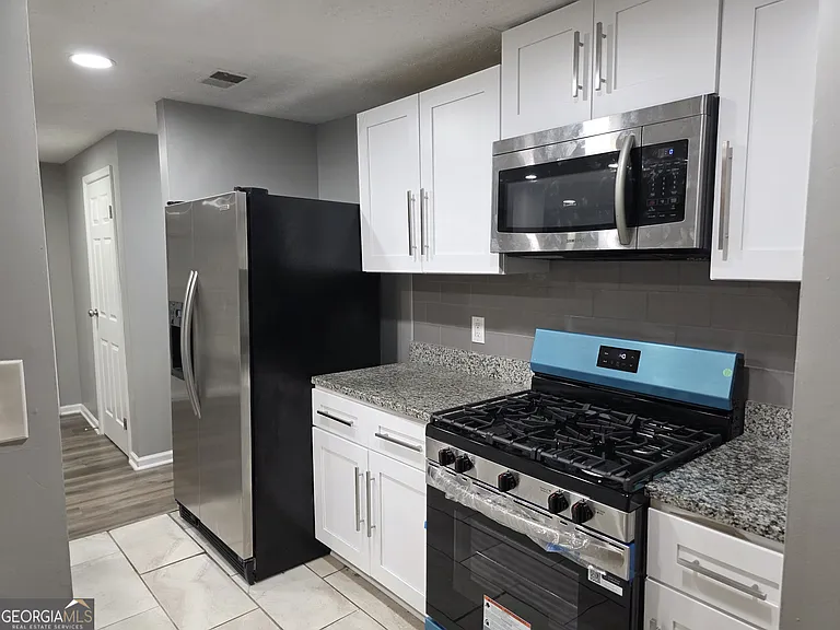 5349 Tracey Dr — Photo 8