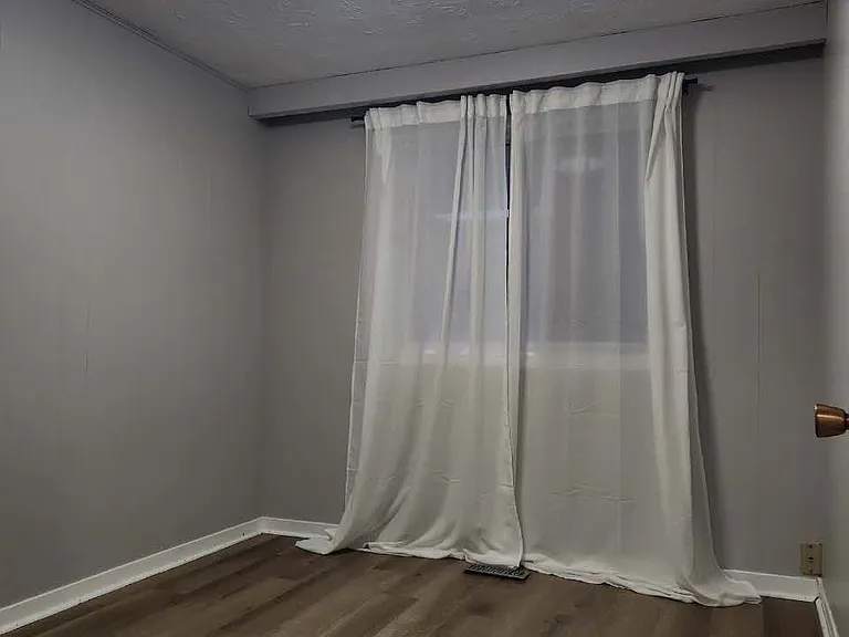 2143 Linby St #2 — Photo 7