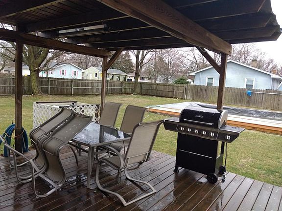 3rd image of 2114 34th St SW