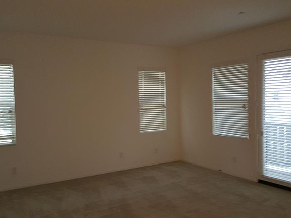 4th image of 16091 Almond Ave