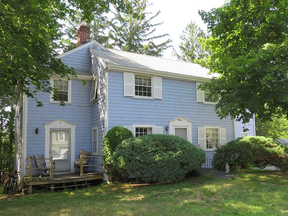 1st image of 5 Cape Cod Ln