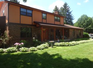 306 Millstone Dr, Beckley, WV 25801