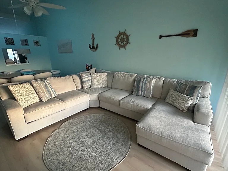 7378 Cloister Dr — Photo 7