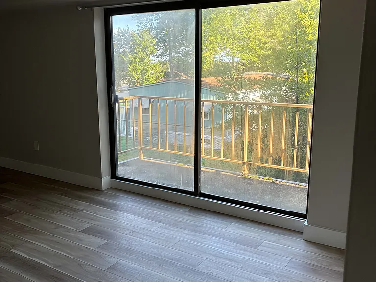 Trenton Place Apartments — Photo 7