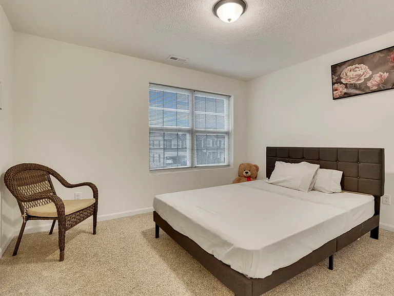 694 Dewmar Dr — Photo 39