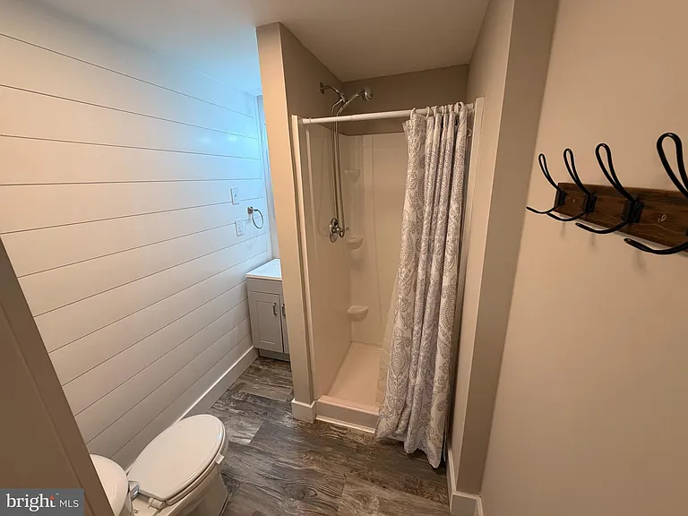 15 W Frederick St #A — Photo 8