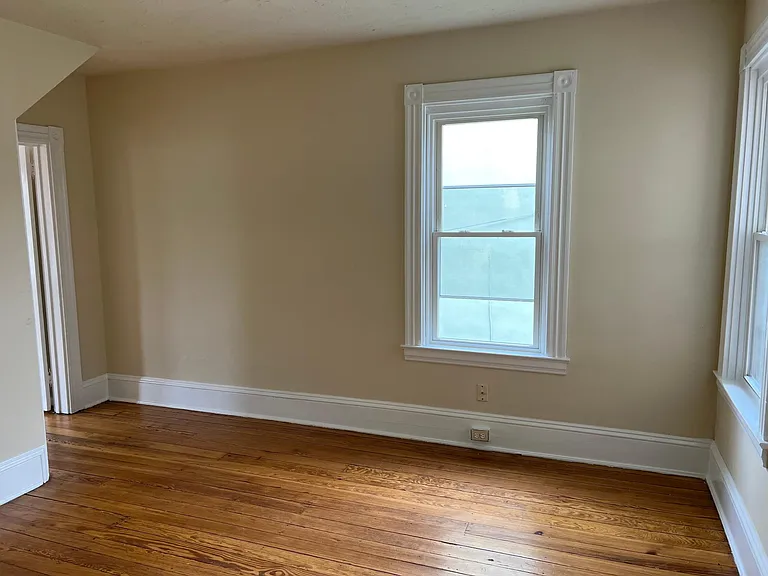 440 W Vine St — Photo 11