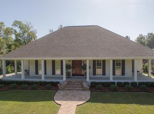 9366 Stone Rd, Gulfport, MS 39503