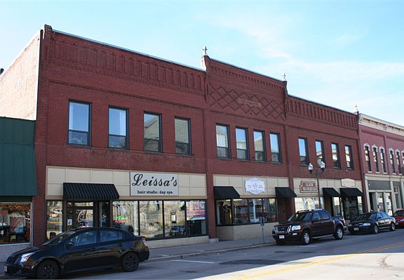 2nd image of 224 W Main St #12