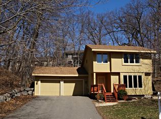 5900 Glory Cir SE, Prior Lake, MN 55372