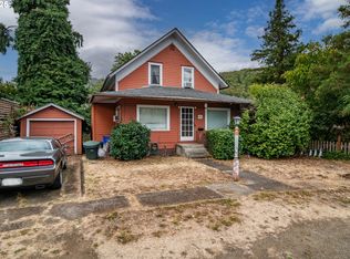 169 SE Houck Ave, Roseburg, OR