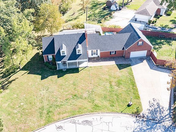 2nd image of 10 Westwood Pl