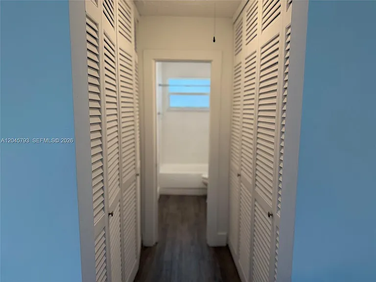 13215 NE 6th Ave #102 — Photo 10