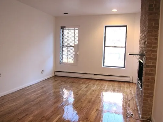 Rented by Citi Habitats | media 11
