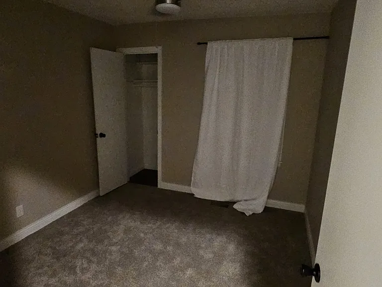 951 N Edgemoor Dr — Photo 2