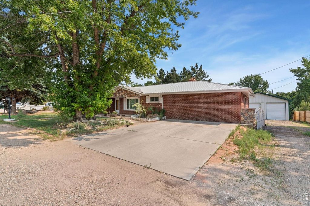 335 Mountain View Dr