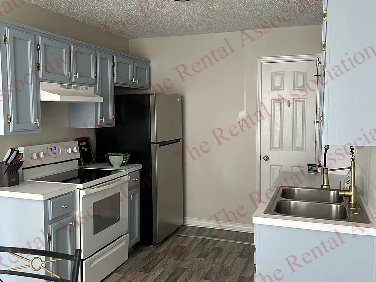 113 Splane Dr #4 — Photo 11