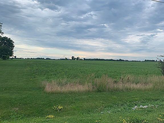 3rd image of 1396 E County Road 350 N