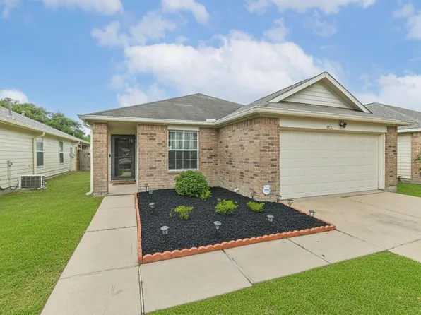 7723 American Holly Ct, Cypress, TX 77433