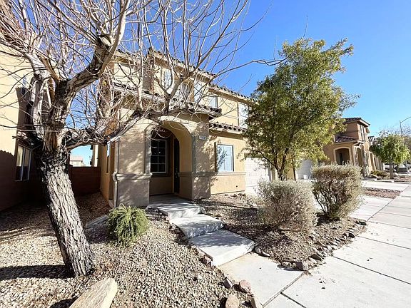 3rd image of 11532 Elcadore St