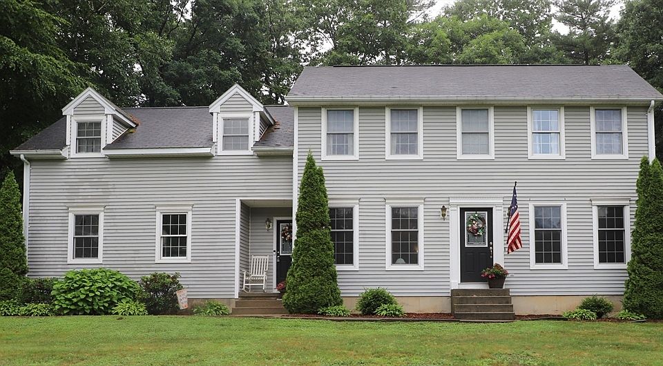 1st image of 30 Sylvan Cir