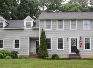 30 Sylvan Cir, Belchertown, MA 01007
