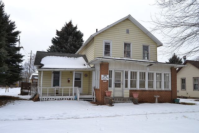 1st image of 1156 1st St