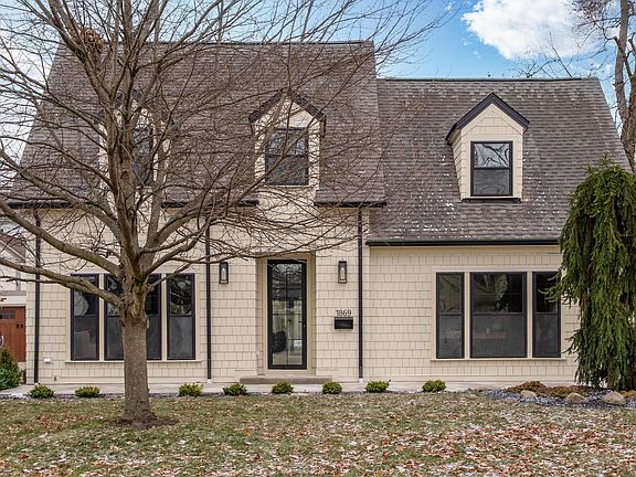 4th image of 1869 Tewksbury Rd