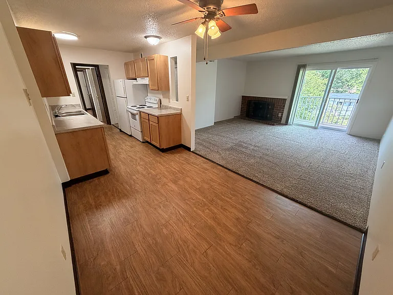 Winding Hills Apartments — Photo 111