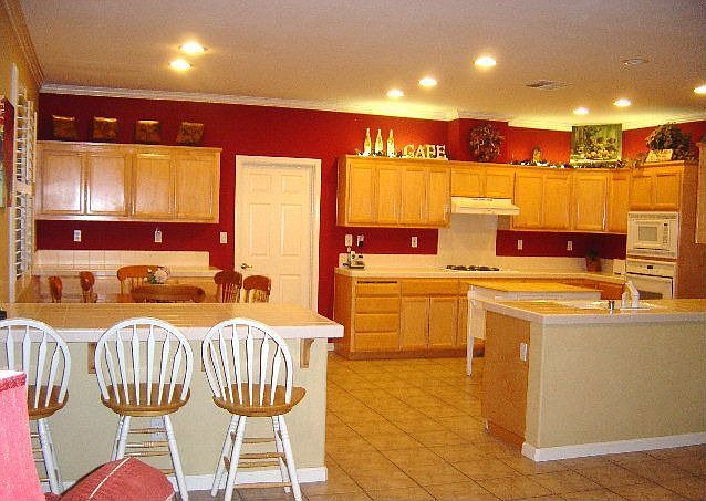 Huge gourmet kitchen