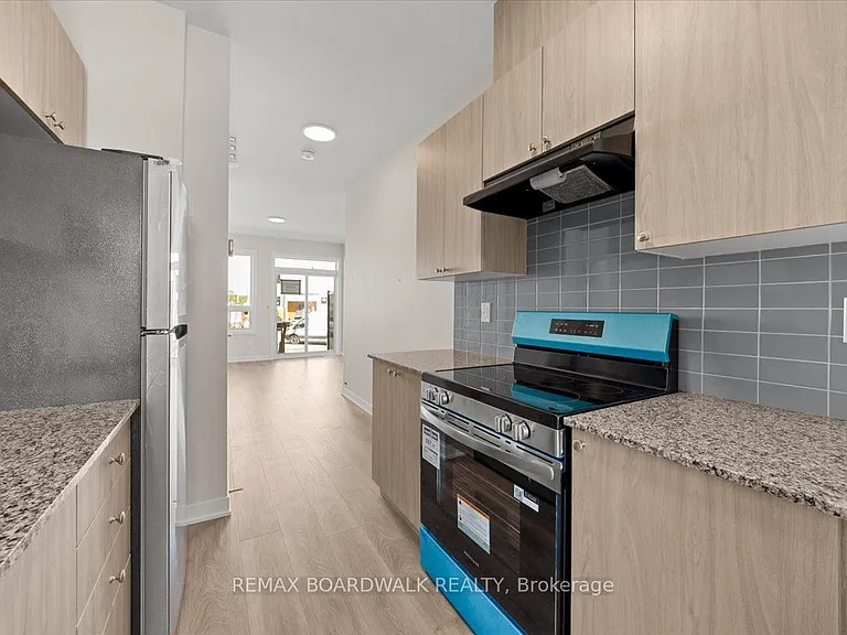 243 Lamarche Ave — Photo 5