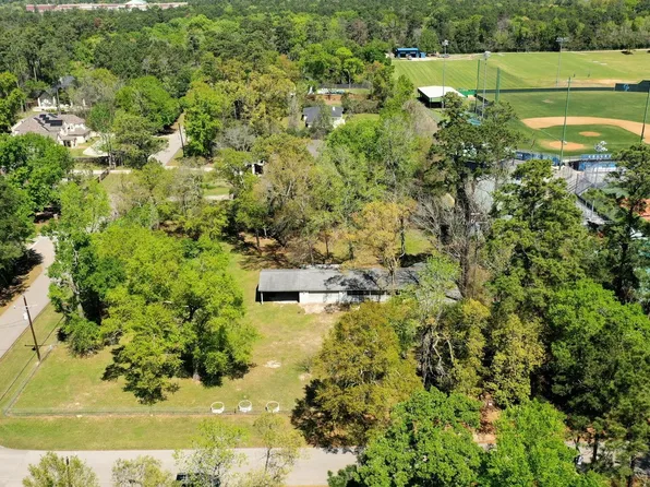 2424 Meadow Rd Lot 1 & 2, Conroe, TX 77384