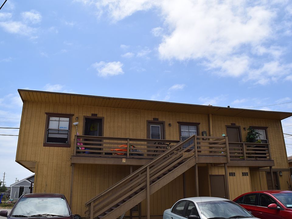 2nd image of 2185 Ocean View Blvd APT 6