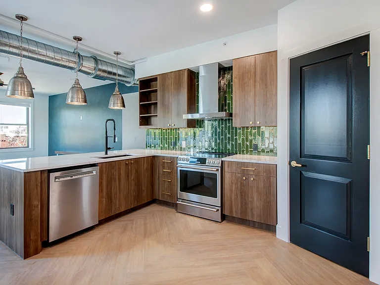 408 W University Ave #302 — Photo 4