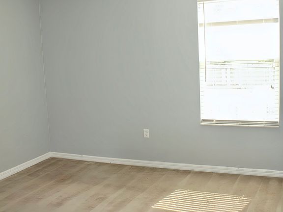 4th image of 3450 Beau Rd #3450