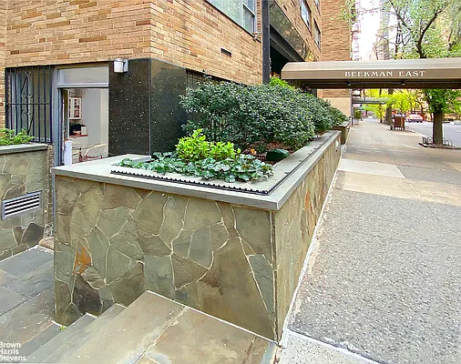 Rented by Brown Harris Stevens | media 5