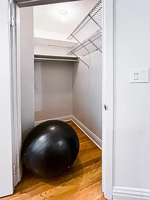 Rented by Array Property Group LLC  | media 3