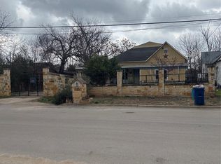 725 Swigert St, Kerrville, TX 78028