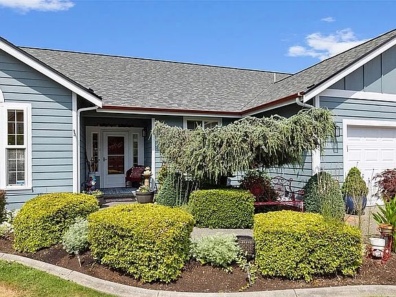 2nd image of 2727 Sutherland Pl #1