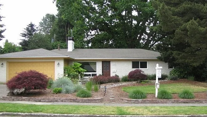 12060 SW Bowmont St photo 1