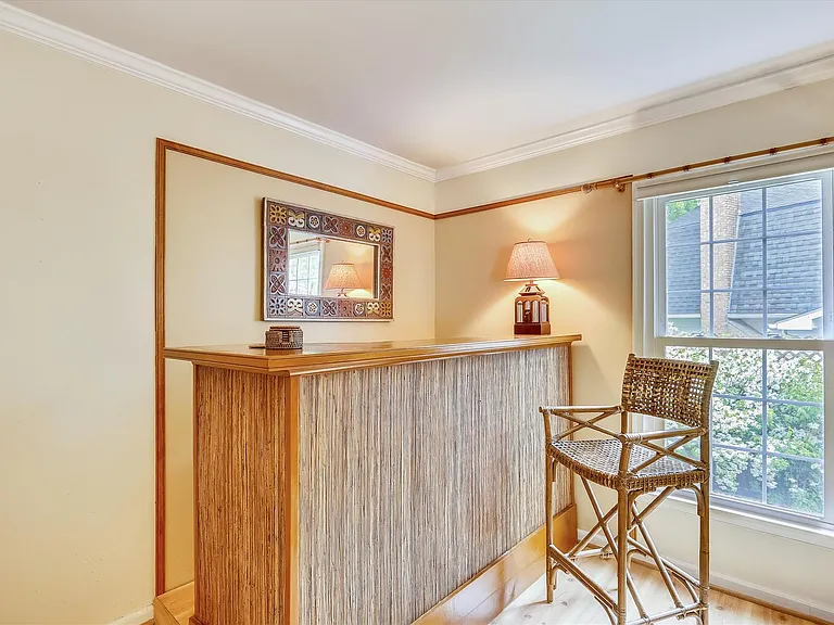 1755 Glastonberry Rd — Photo 44