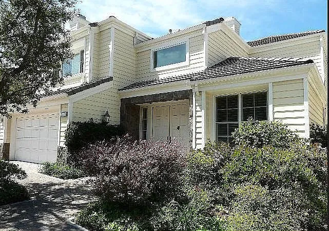 2357 Brookshire Ln — Photo 80