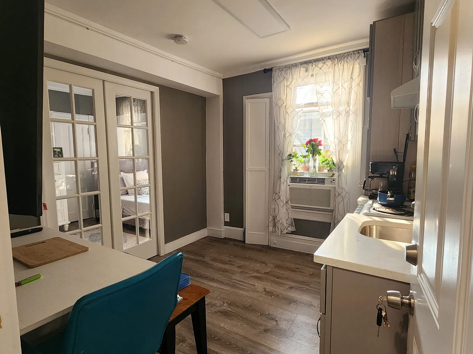 23 Collegeview Ave — Photo 1