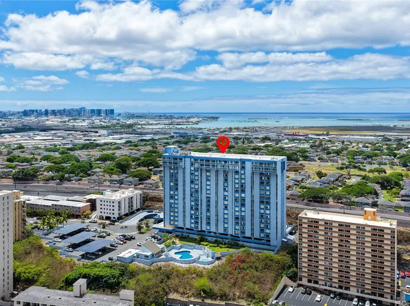 3045 Ala Napuaa Pl APT 1419, Honolulu, HI 96818